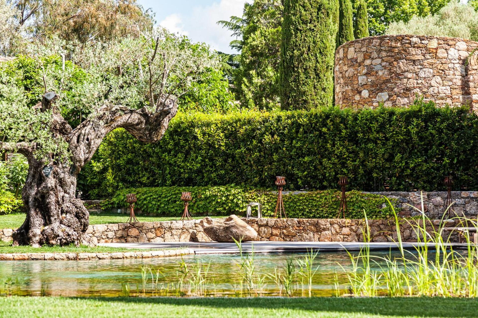 ホテル Domaine Les Mesanges ガッサン エクステリア 写真