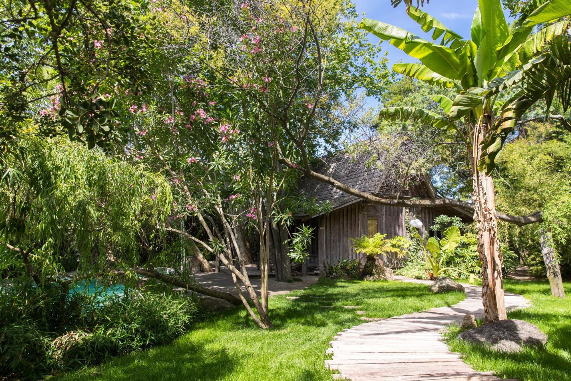 ホテル Domaine Les Mesanges ガッサン エクステリア 写真